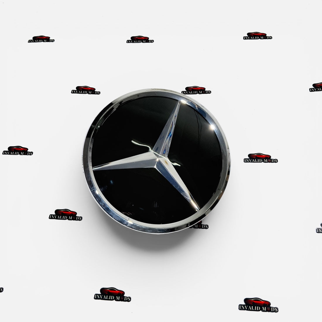 Mercedes-Benz LED Front Grille Logo | Glowing Emblem for W204 & W205