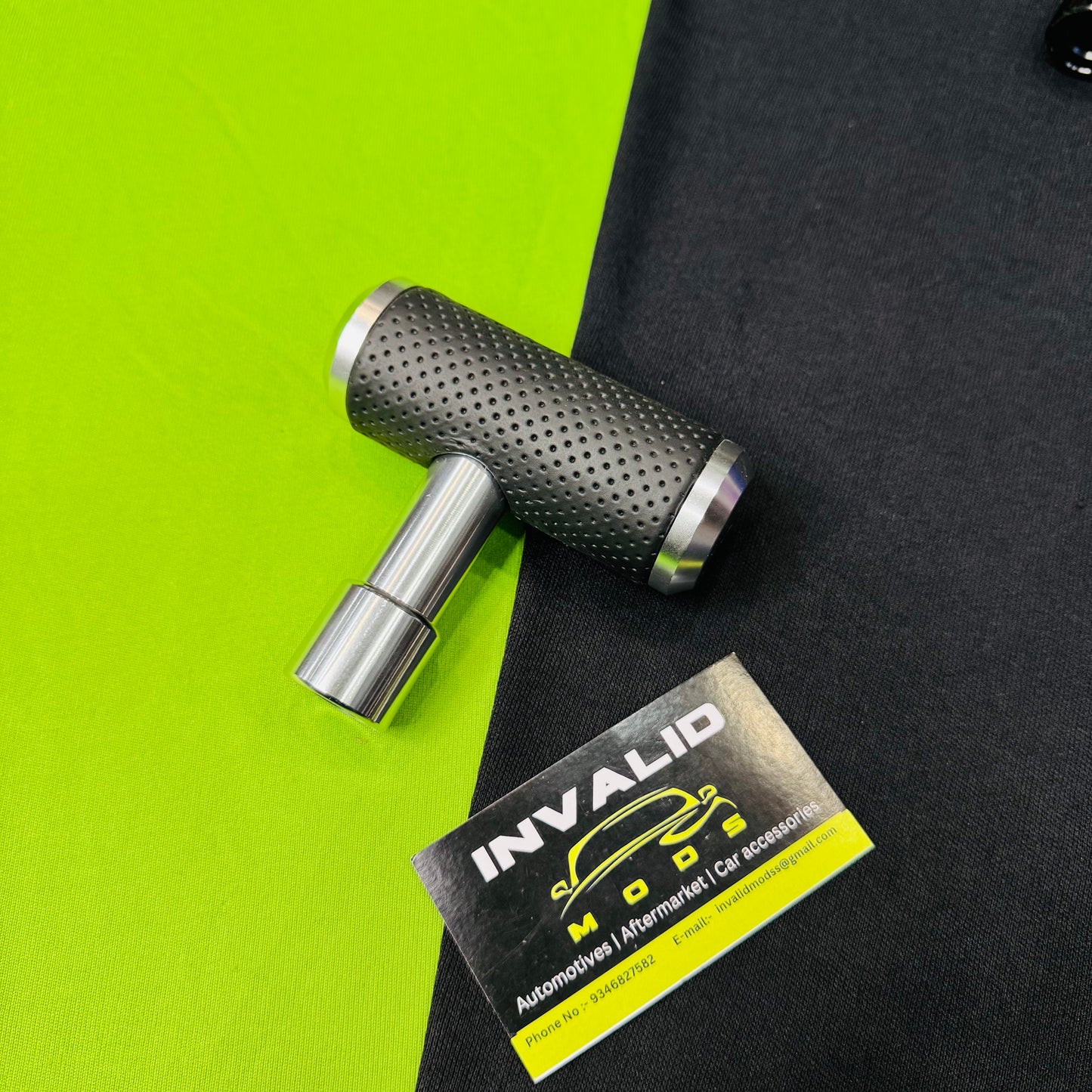 Aircraft-Style Gear Shift Knob