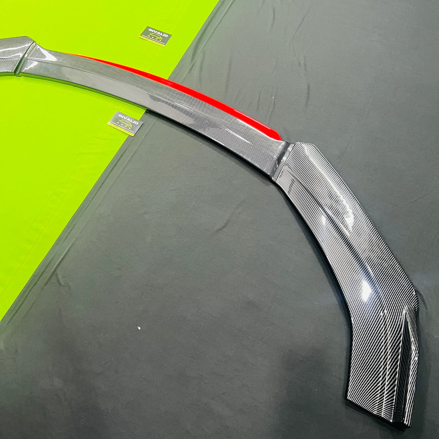 Universal 4 Pc Carbon Fiber Front Splitters with Lip | ABS