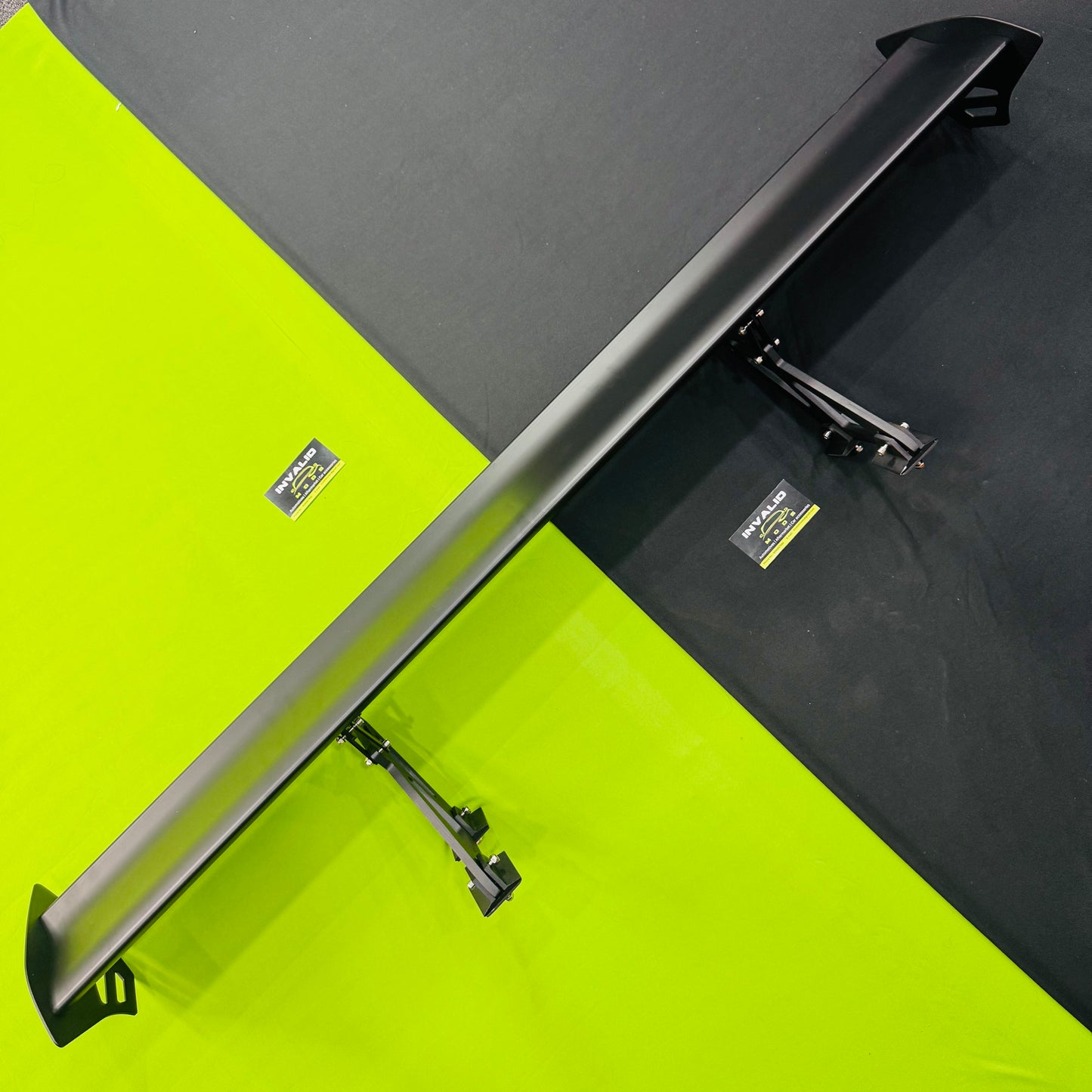 Single Deck Aluminum Spoiler Big