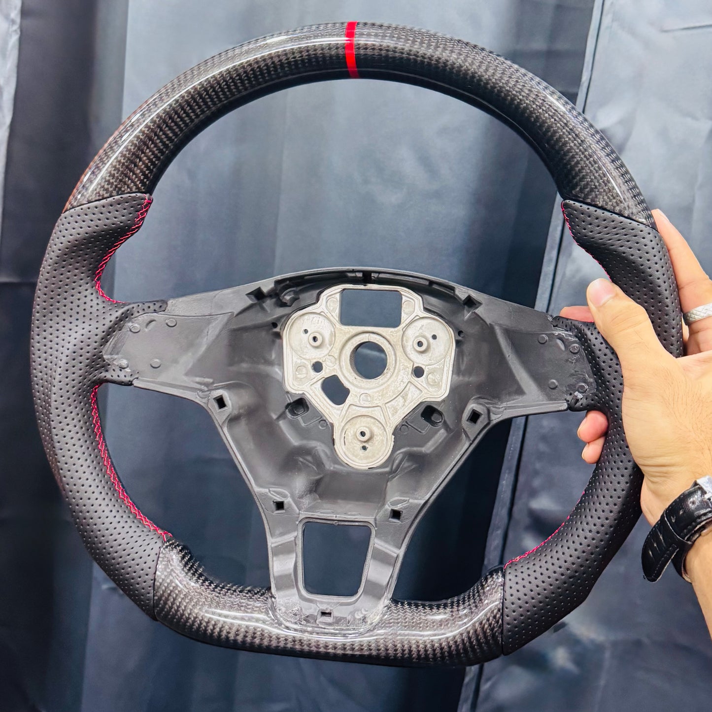 Polo Carbon Steering Wheel (Original Carbon) | Polo Universal Aftermarket Steering