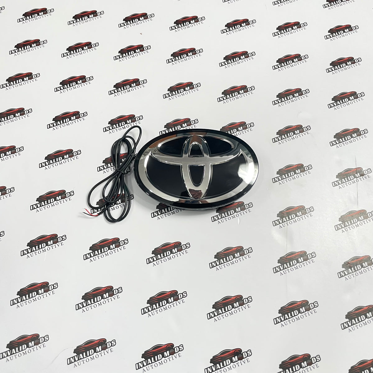 Toyota Front Grille LED Logo Emblem | Illuminated Replacement Badge