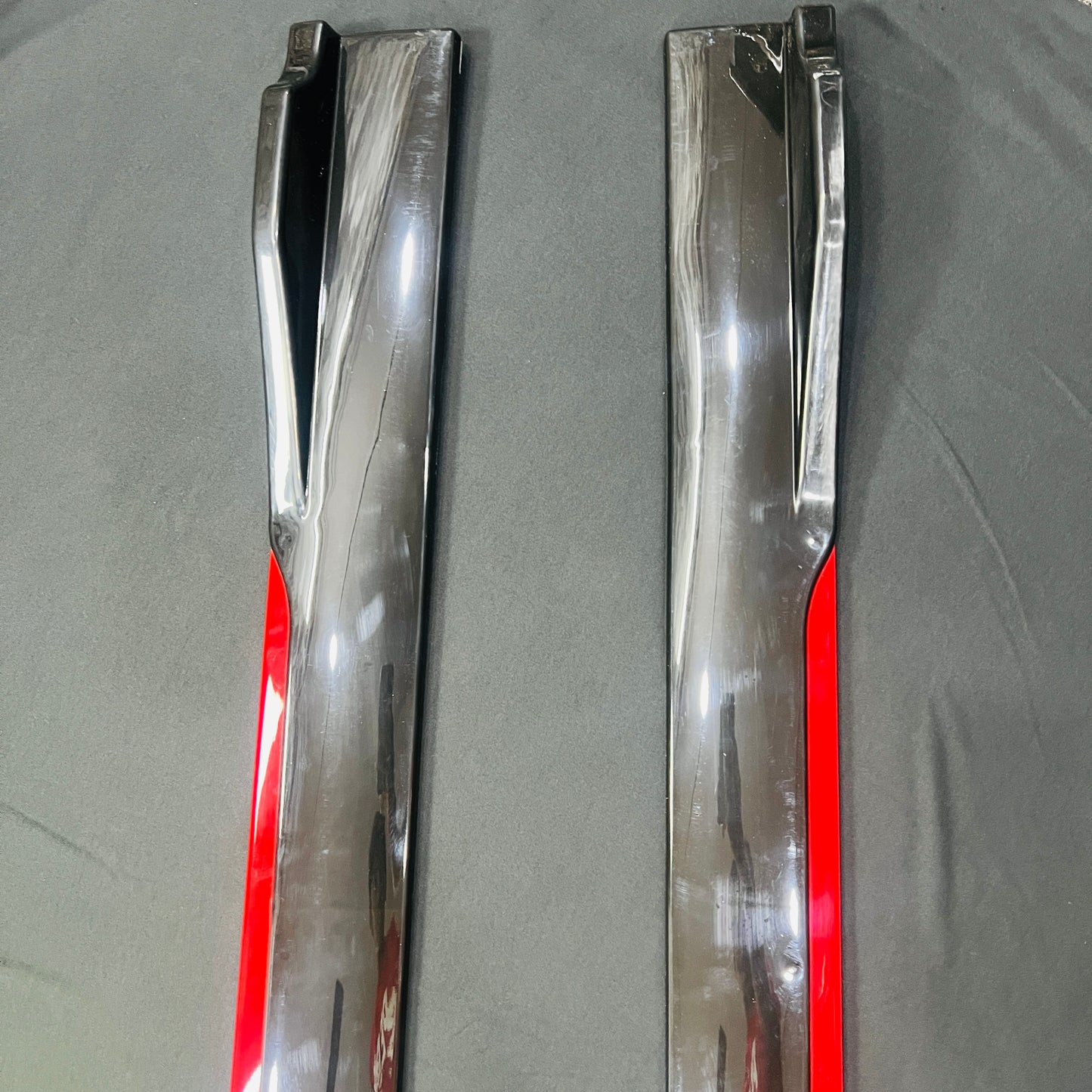 Universal 200cm Gloss Black with Red Accent Side Skirt Extension