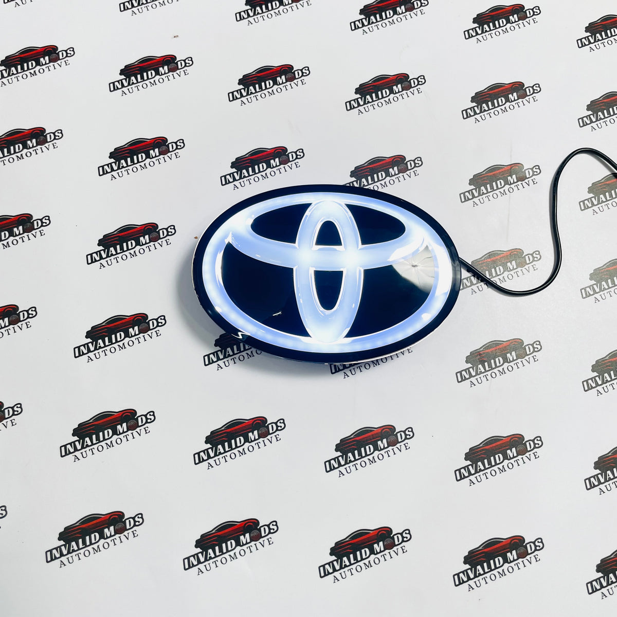 Toyota Front Grille LED Logo Emblem | Illuminated Replacement Badge