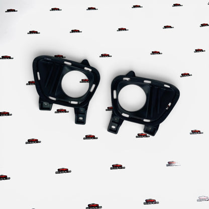 Kia Sonet Front Bumper Fog Lamp Brackets – Durable ABS Mounting Bracket Pair.