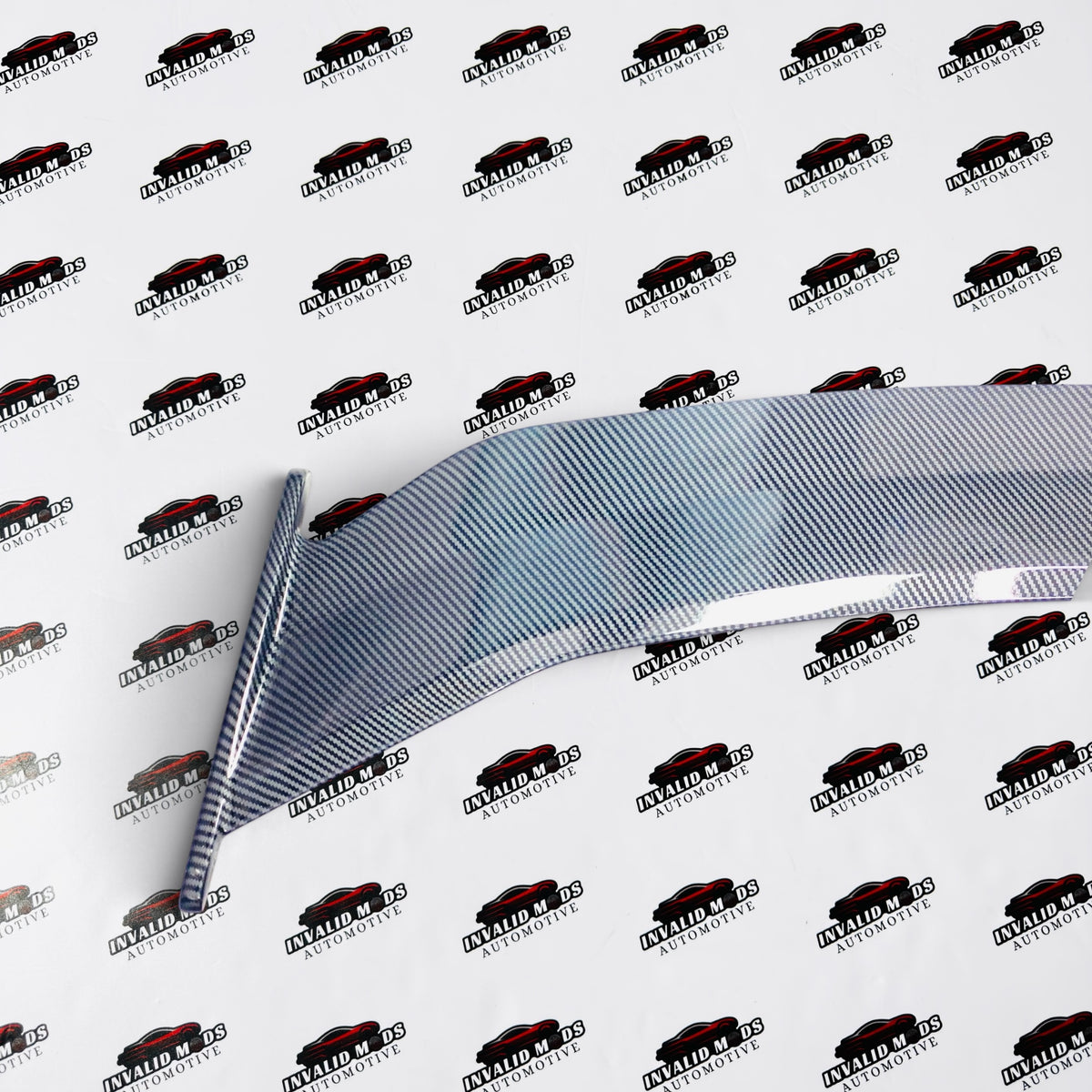 V Cut Style Universal Sedan Spoiler – Sporty Rear Wing (Universal Sedan)