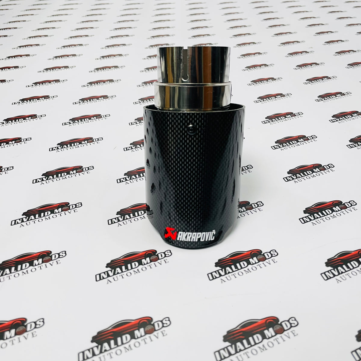 Akrapovic Single Gloss Carbon Fiber Exhaust Tip – High-Performance Car Upgrade