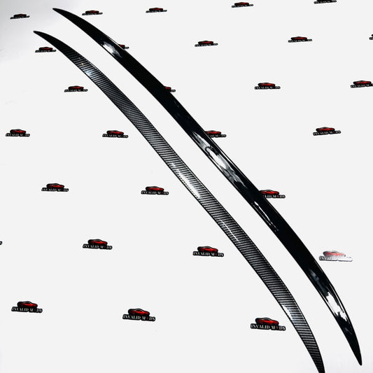 Universal Rear Spoiler Lip 1.38m | Black & Carbon Fiber Look Boot Lip