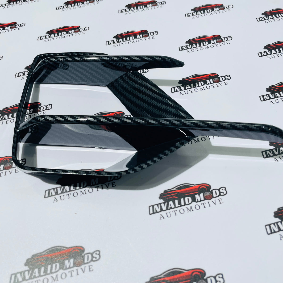 Volkswagen Virtus Fog Lamp Grille | Black & Carbon Fiber Front Bumper Upgrade