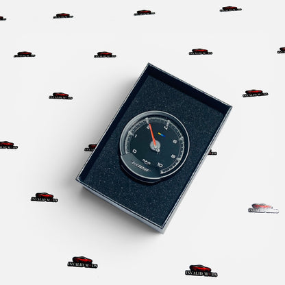 Universal GReddy Sirius Analog Boost Gauge – precise turbo pressure monitoring for cars with a sleek, motorsport-inspired design.