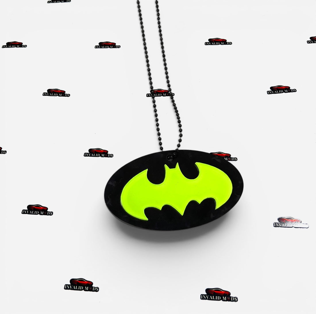 "Fluorescent Green Car Mirror Hanging – Stylish Interior Car Accessory for Modern Vehicles"
