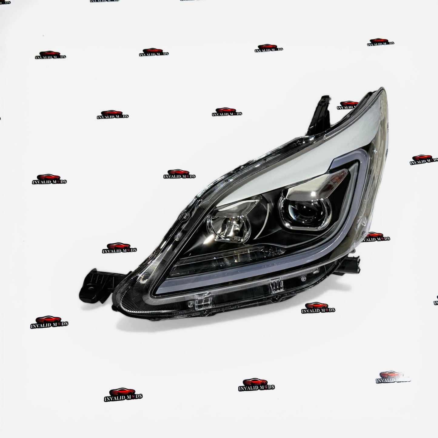 Toyota Innova 2012–2015 Projector Headlights with LED DRL | Aftermarket Headlamp Upgrade