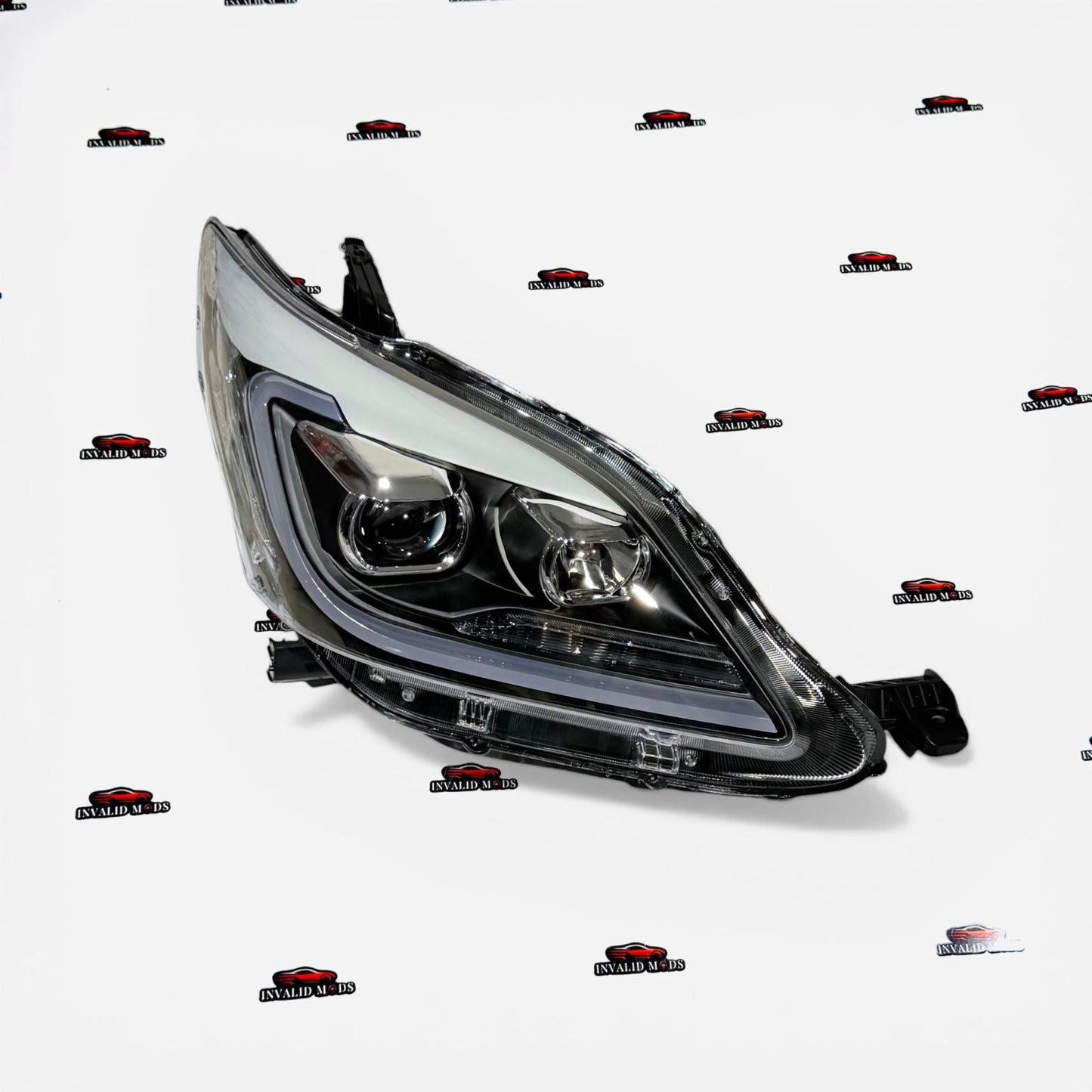 Toyota Innova 2012–2015 Projector Headlights with LED DRL | Aftermarket Headlamp Upgrade