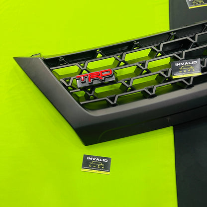 Fortuner 16 Grill