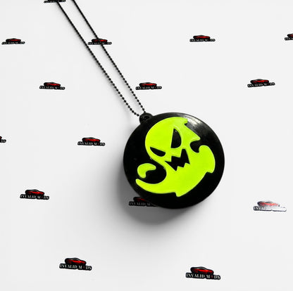 "Fluorescent Green Car Mirror Hanging – Stylish Interior Car Accessory for Modern Vehicles"