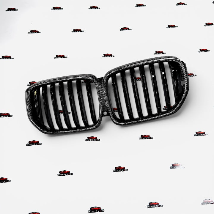 BMW X5 (2022–2025) Carbon Fiber Front Grille – M Sport Upgrade.