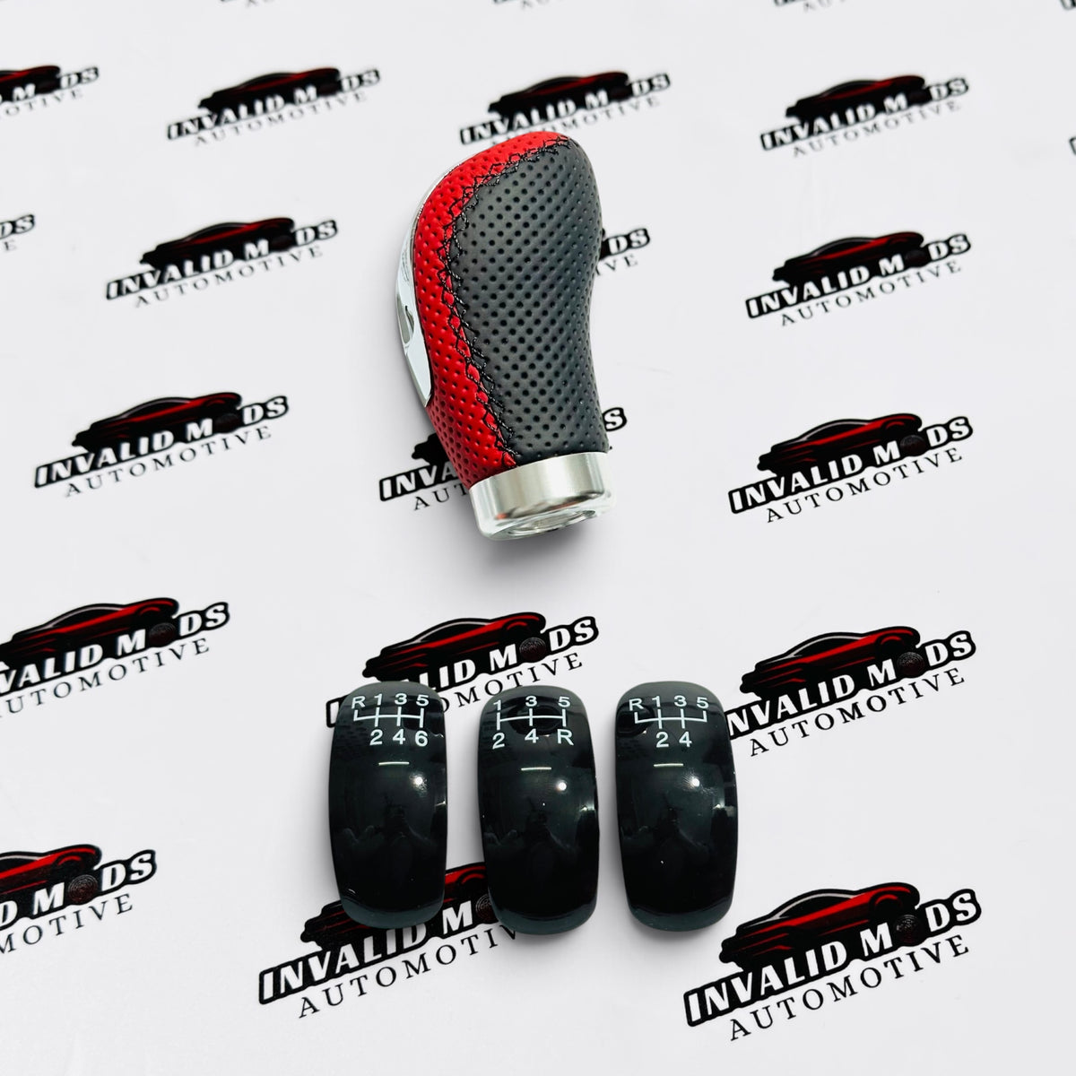 MOMO 5 & 6 Speed Gear Knob – Universal Leather Finish Manual Car Gear Shift Knob